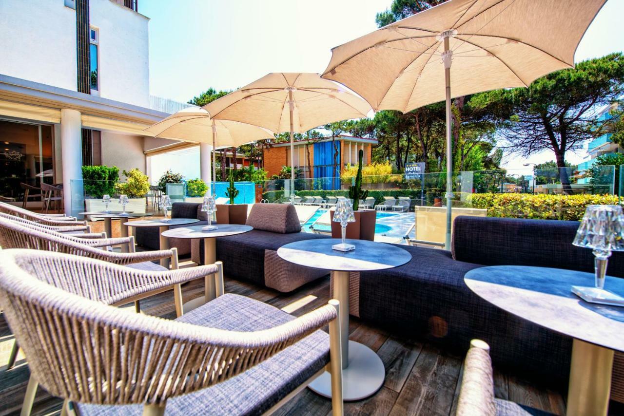 Hotel Bella Venezia Mare Lignano Sabbiadoro Exterior foto